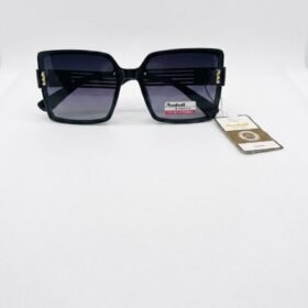 Elegant Black Oversized Square Sunglasses